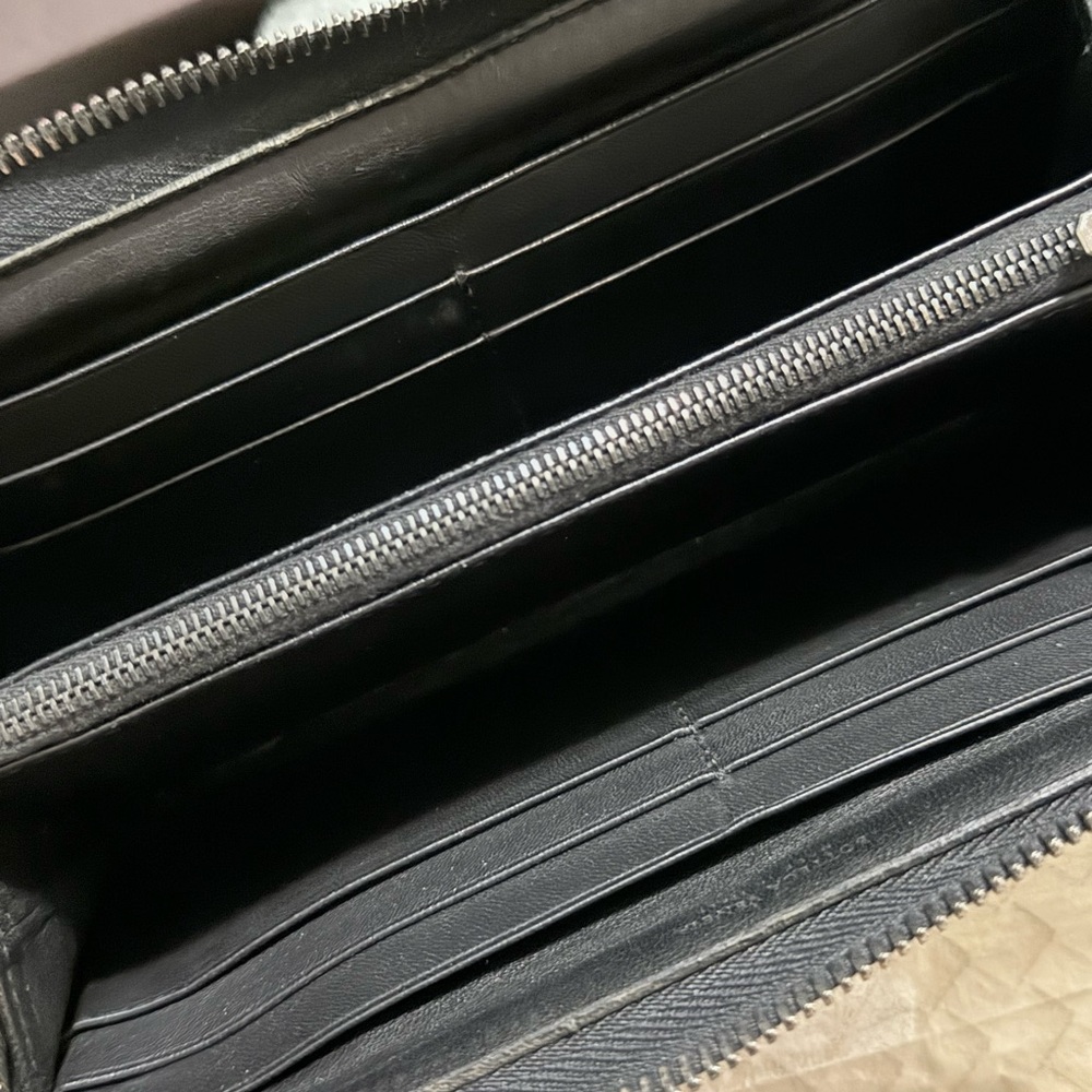 Bottega Veneta  Leather Wallet - Picture 7 of 15